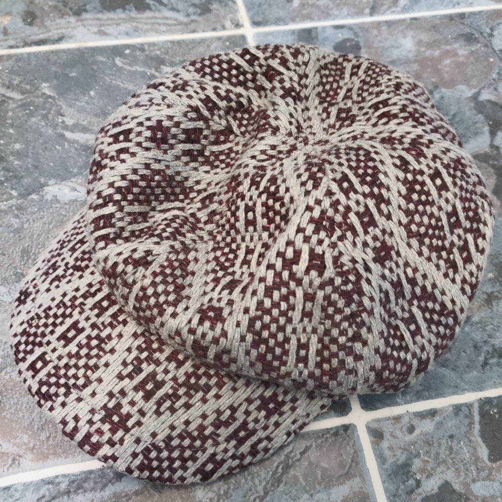 Grey newsboy hat